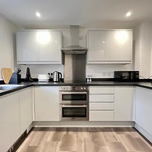 Holiday home Modern 2 Bed Townhouse Just Outside Walls With Free Private Parking, York